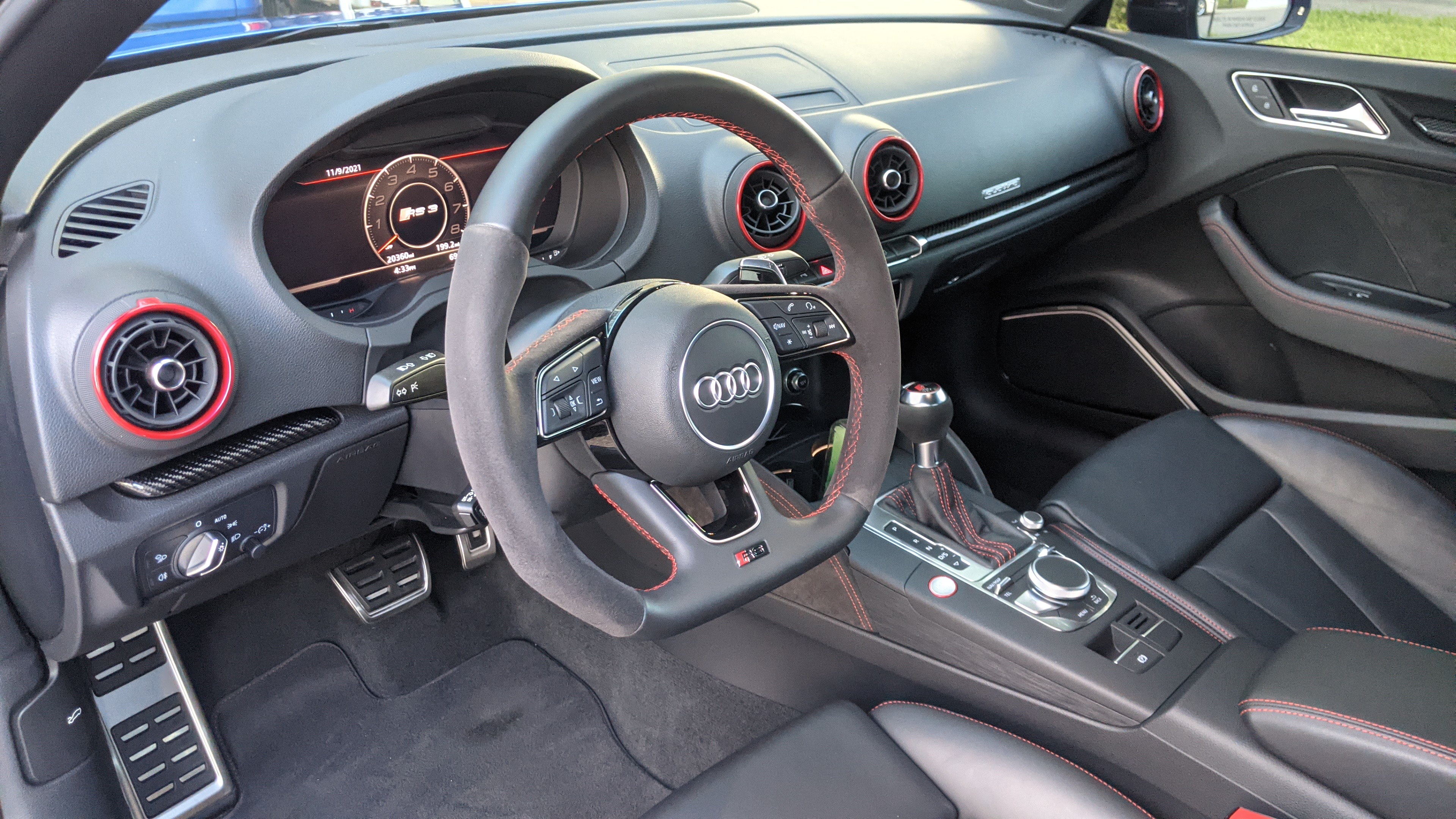 audi rs3 interior detailed